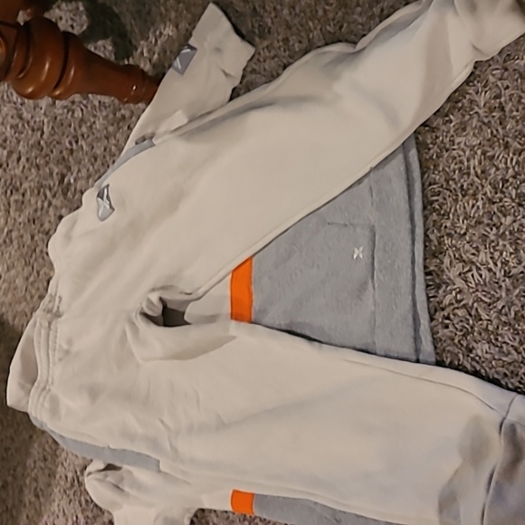 Sweatsuit - Picture 4 of 4